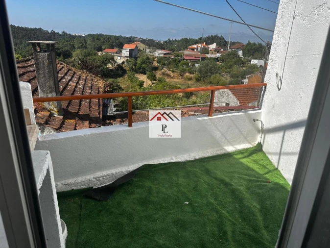 Moradia T2 para Venda em Eiras e São Paulo de Frades Foto 3