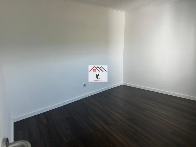 Moradia T2 para Venda em Eiras e São Paulo de Frades Foto 20