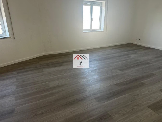 Moradia T2 para Venda em Eiras e São Paulo de Frades Foto 27