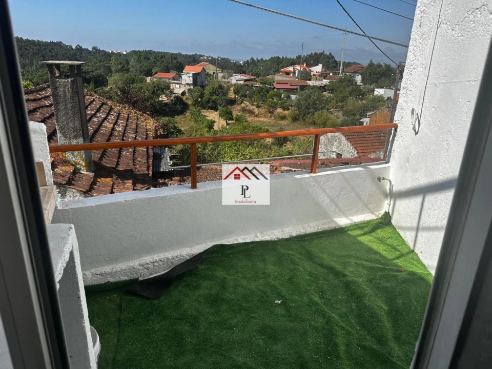 Moradia T2 para Venda em Eiras e São Paulo de Frades Foto 3
