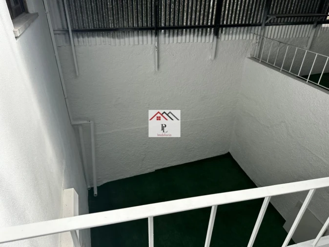 Moradia T4 para Venda em Trouxemil e Torre de Vilela Foto 28