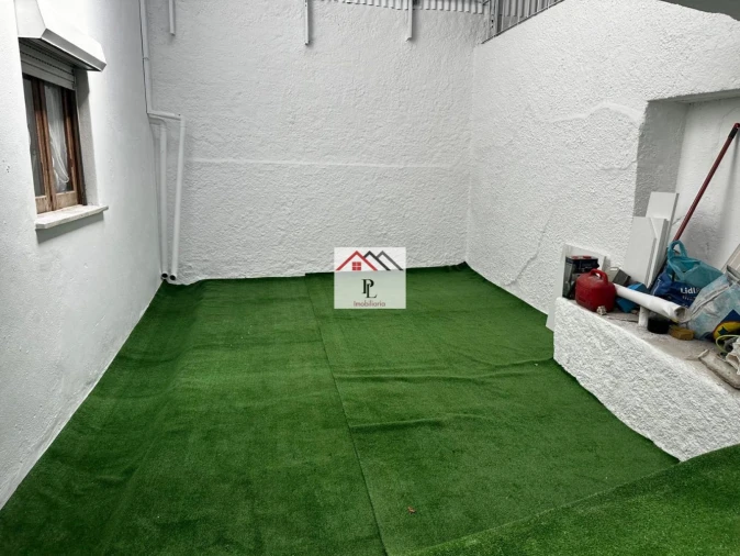 Moradia T4 para Venda em Trouxemil e Torre de Vilela Foto 19