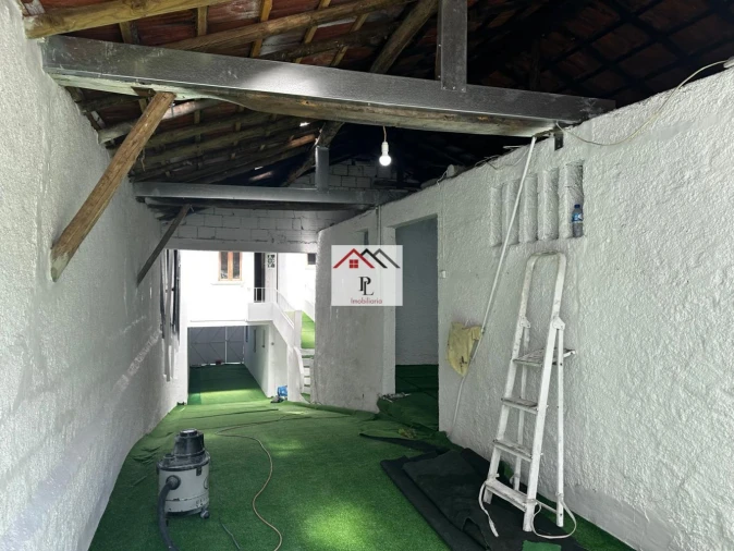 Moradia T4 para Venda em Trouxemil e Torre de Vilela Foto 17