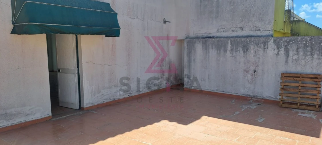 Loja para Venda em Reguengo Grande Foto 4