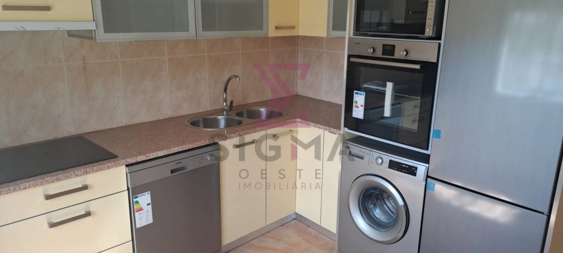 Apartamento T2 para Venda em Reguengo Grande Foto 8