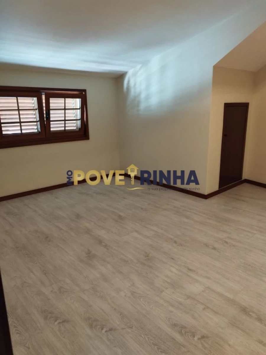 Moradia T5 para Venda em Estela Foto 18