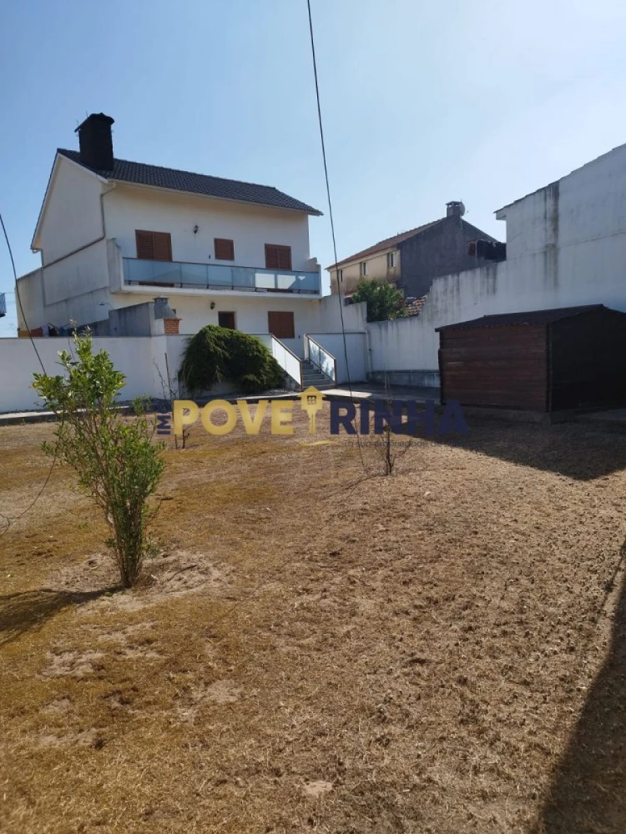 Moradia T5 para Venda em Estela Foto 33