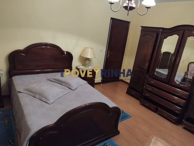 Moradia T5 para Venda em Estela Foto 21