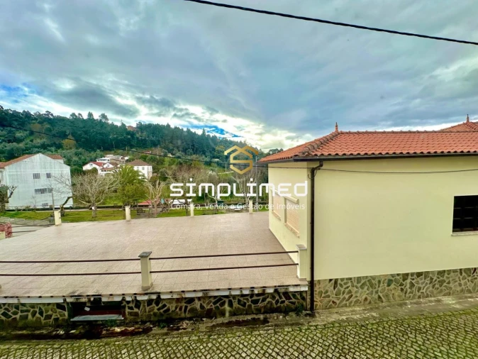 Moradia T4 para Venda em Arganil Foto 50