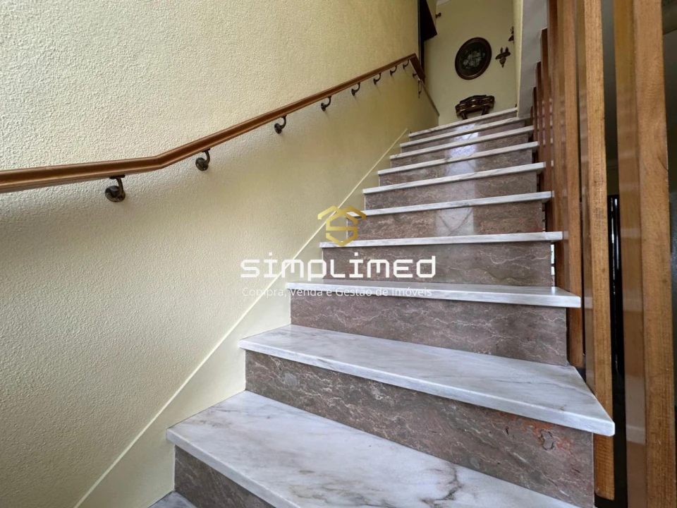 Moradia T4 para Venda em Arganil Foto 10