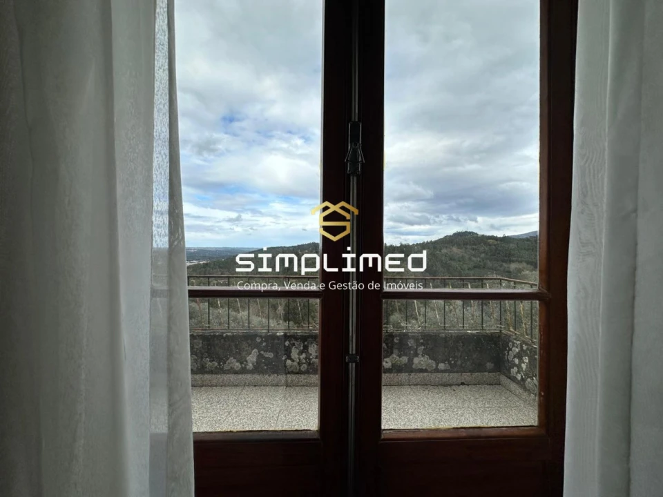 Moradia T4 para Venda em Arganil Foto 38