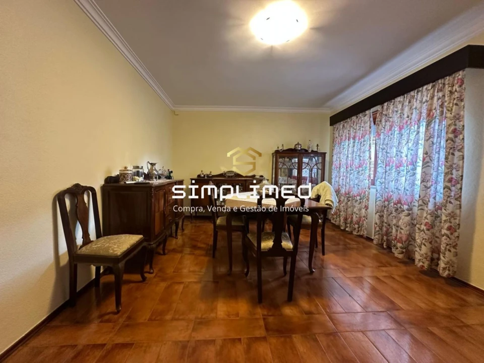 Moradia T4 para Venda em Arganil Foto 6