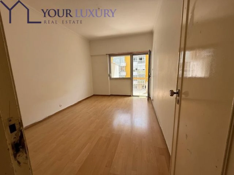 Apartamento T2 para Venda em Oeiras e São Julião da Barra, Paço de Arcos e Caxias Foto 16