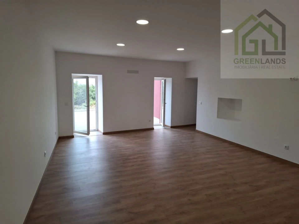 Moradia T3 para Venda em Ázere e Covelo Foto 40