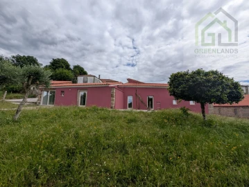 Moradia T3 para Venda em Ázere e Covelo