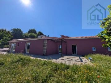 Moradia T3 para Venda em Ázere e Covelo
