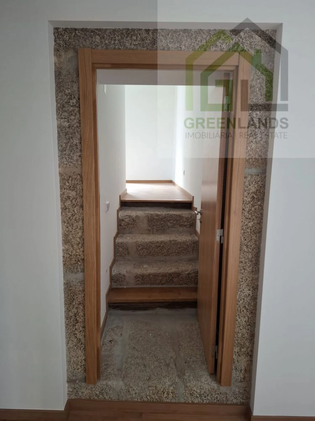 Moradia T3 para Venda em Ázere e Covelo Foto 54