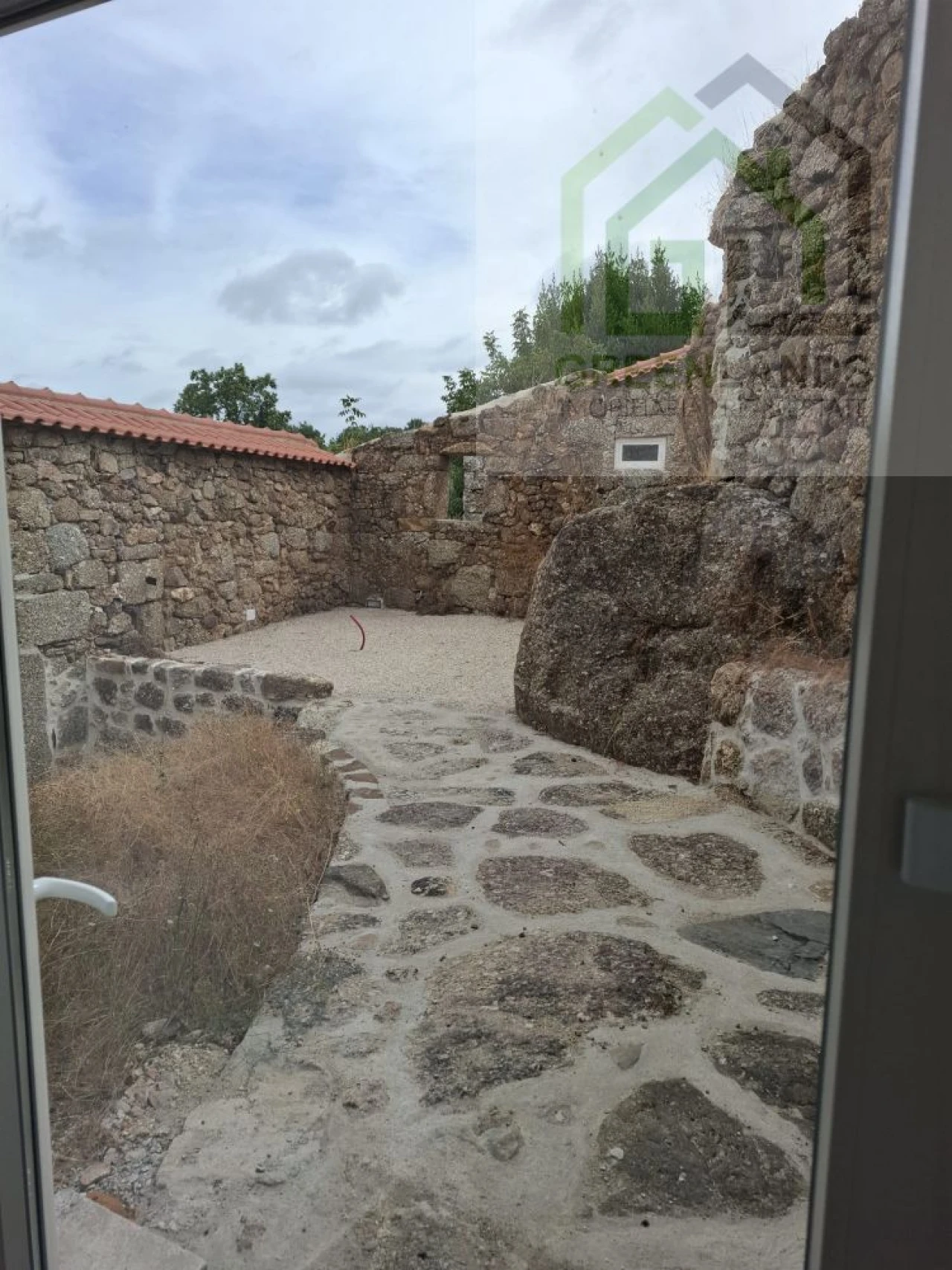 Moradia T3 para Venda em Ázere e Covelo Foto 10