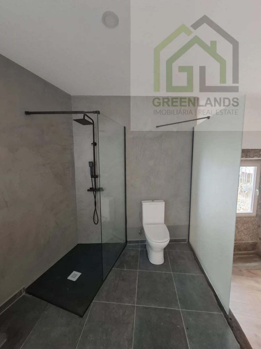 Moradia T3 para Venda em Ázere e Covelo Foto 53