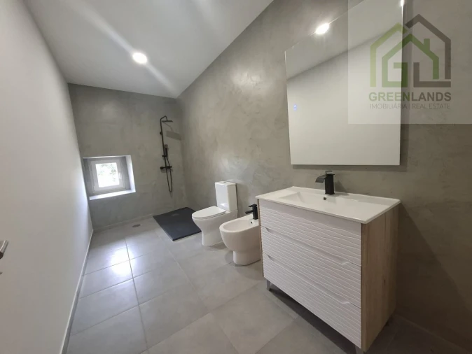 Moradia T3 para Venda em Ázere e Covelo Foto 52