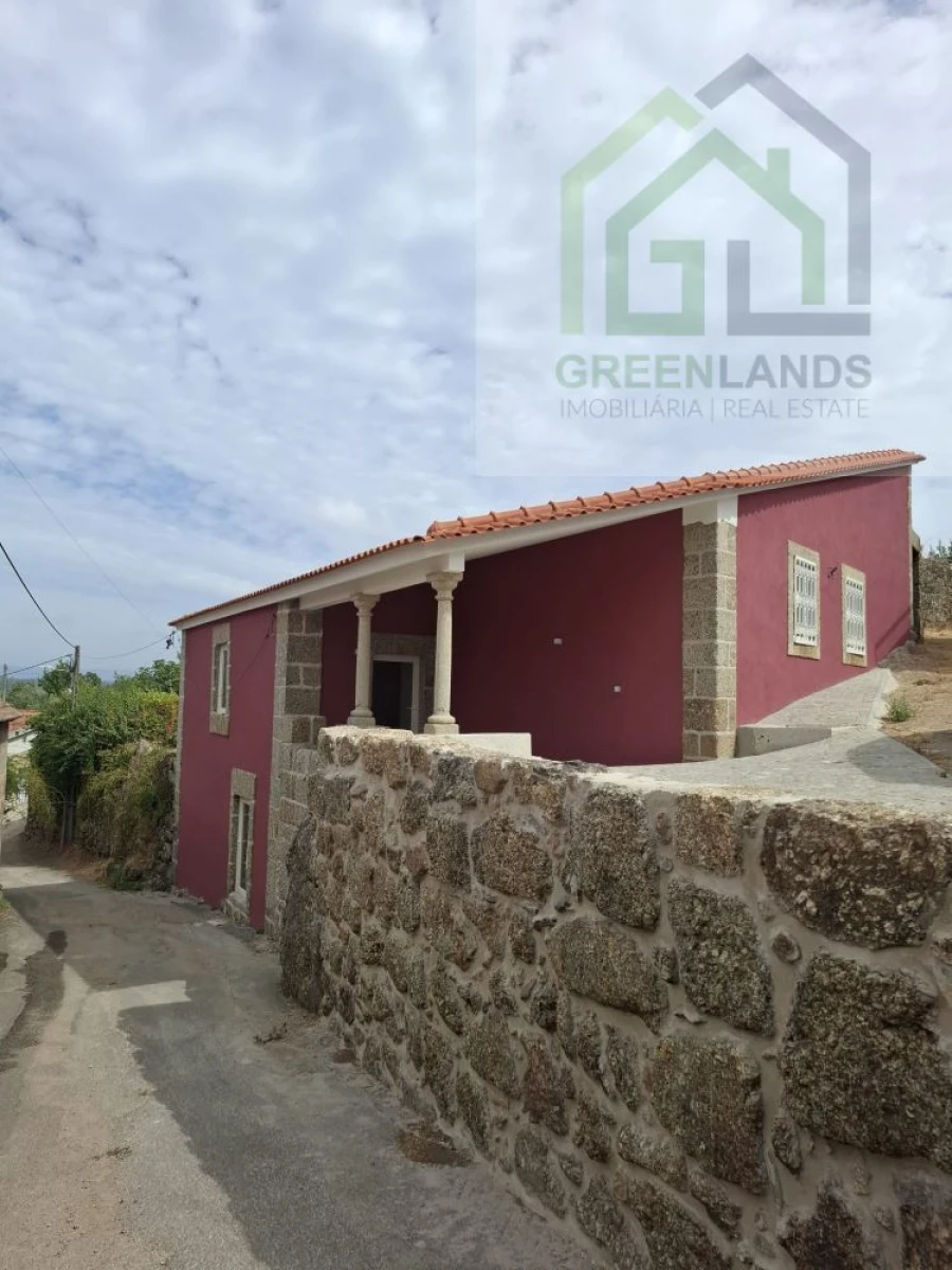 Moradia T3 para Venda em Ázere e Covelo