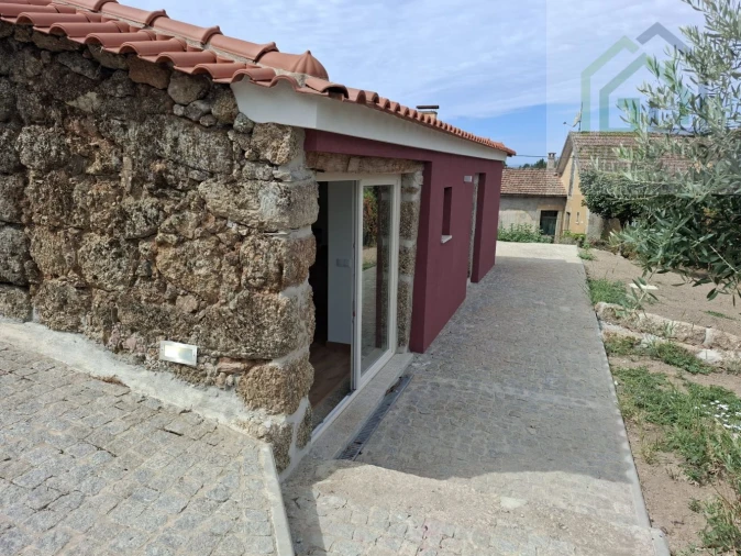 Moradia T3 para Venda em Ázere e Covelo Foto 7
