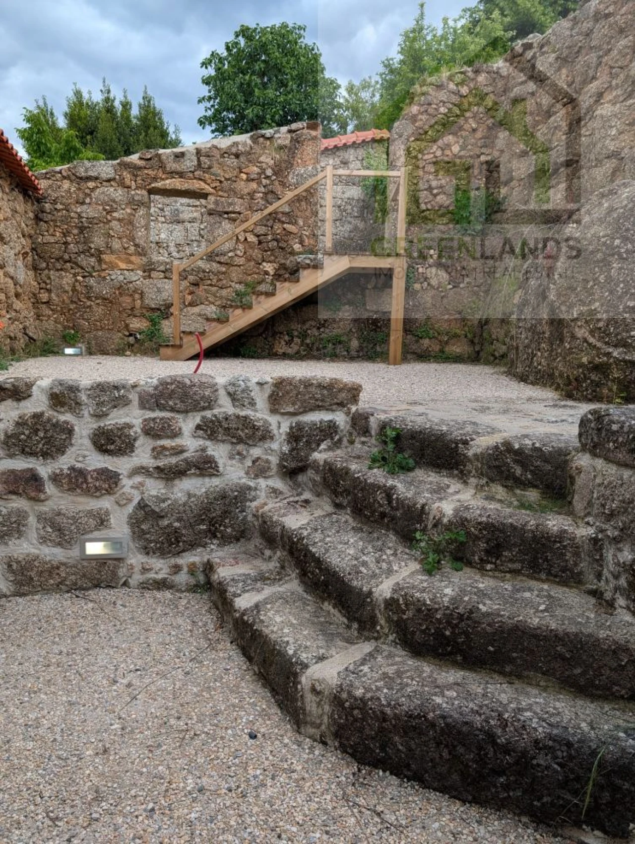 Moradia T3 para Venda em Ázere e Covelo Foto 55