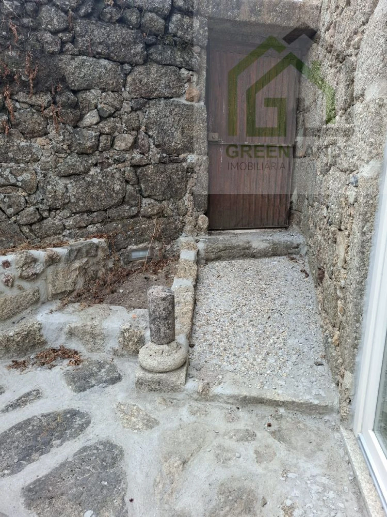 Moradia T3 para Venda em Ázere e Covelo Foto 18