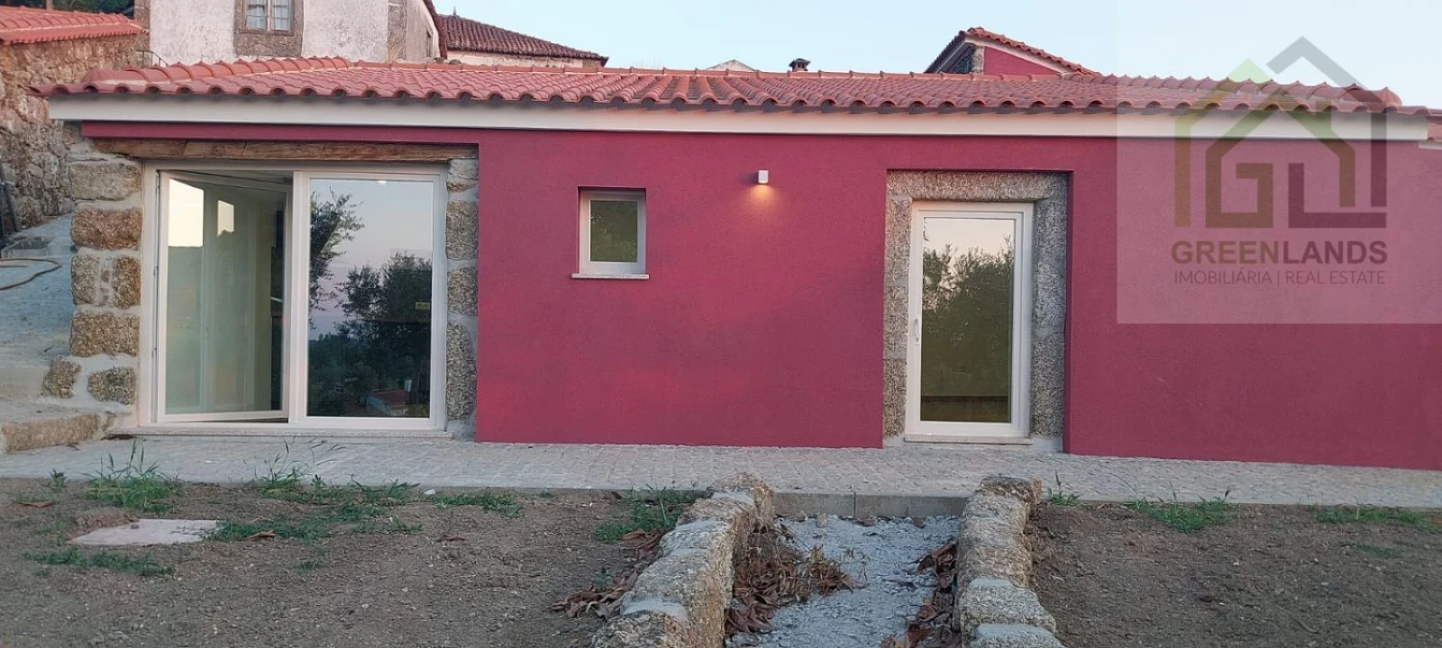 Moradia T3 para Venda em Ázere e Covelo Foto 5