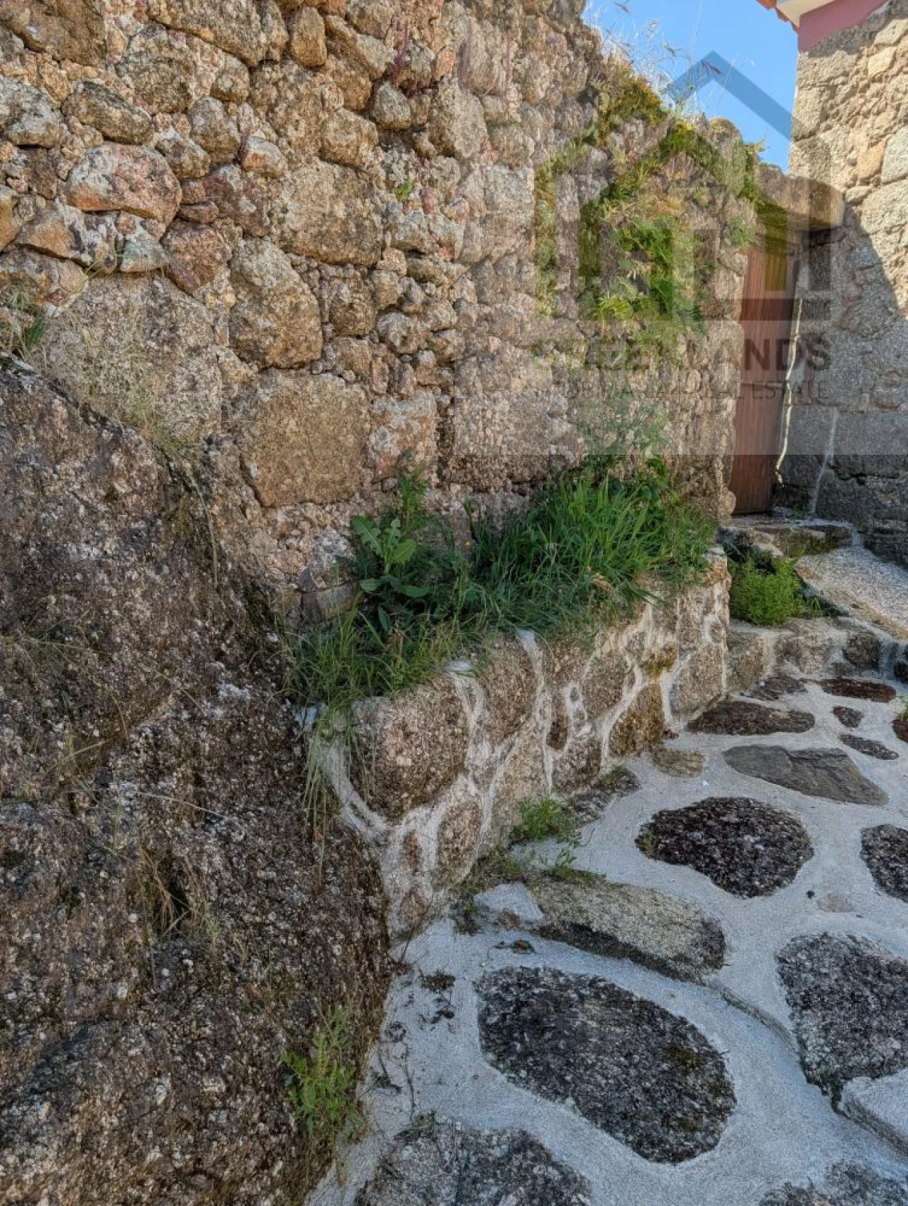 Moradia T3 para Venda em Ázere e Covelo Foto 75