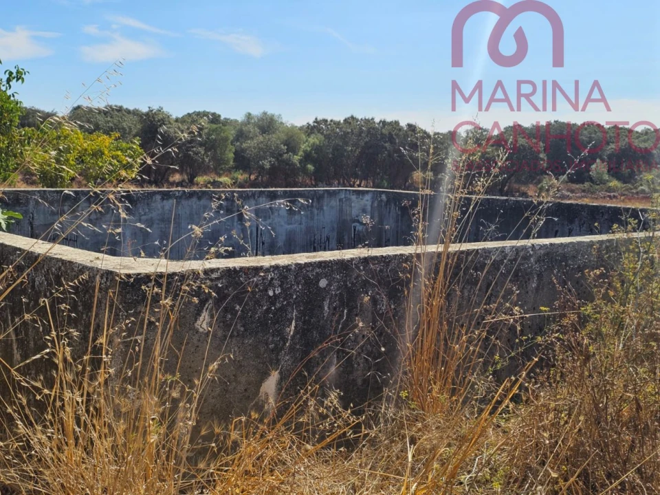 Quinta T2 para Venda em Rio de Moinhos Foto 22