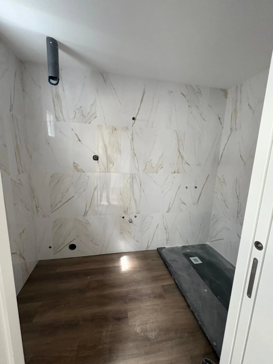 Apartamento T3 para Venda em Sé e São Lourenço Foto 4