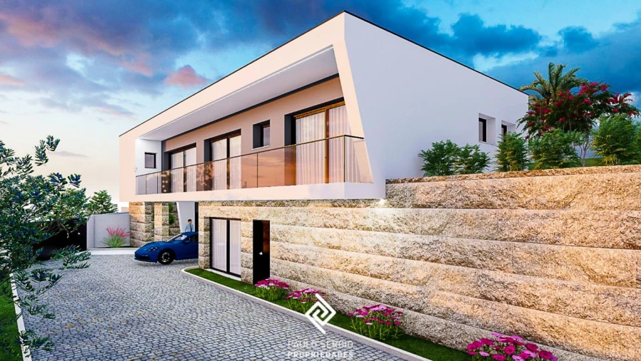 Moradia T4 para Venda em Urgezes