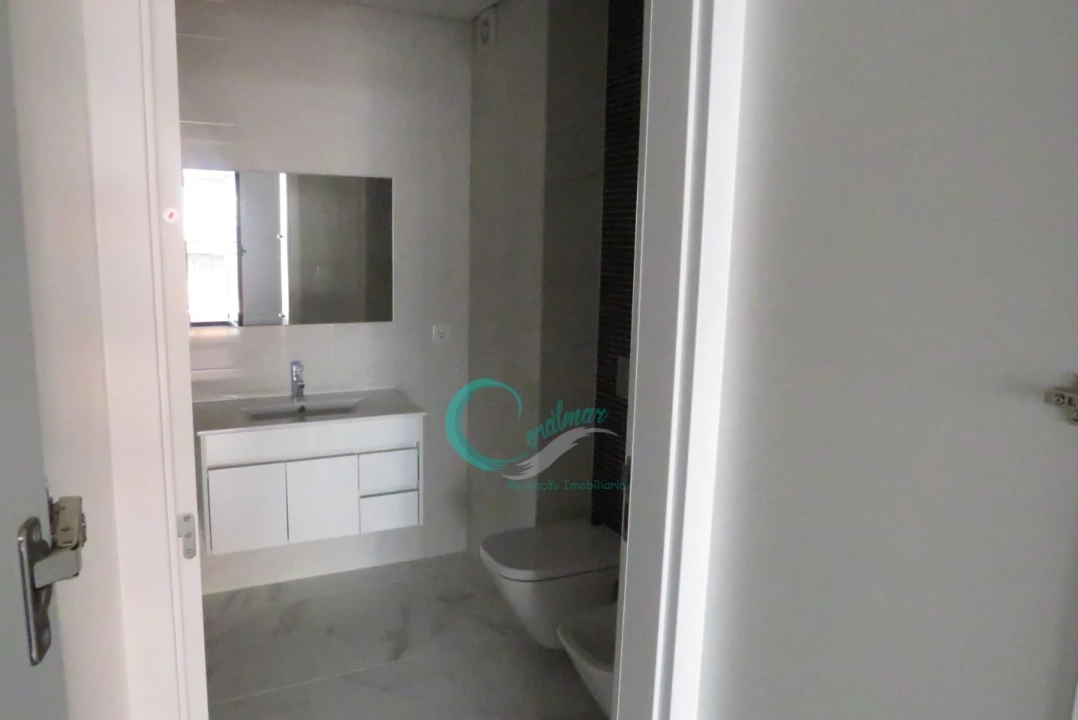 Apartamento T3 para Venda em Corroios Foto 12