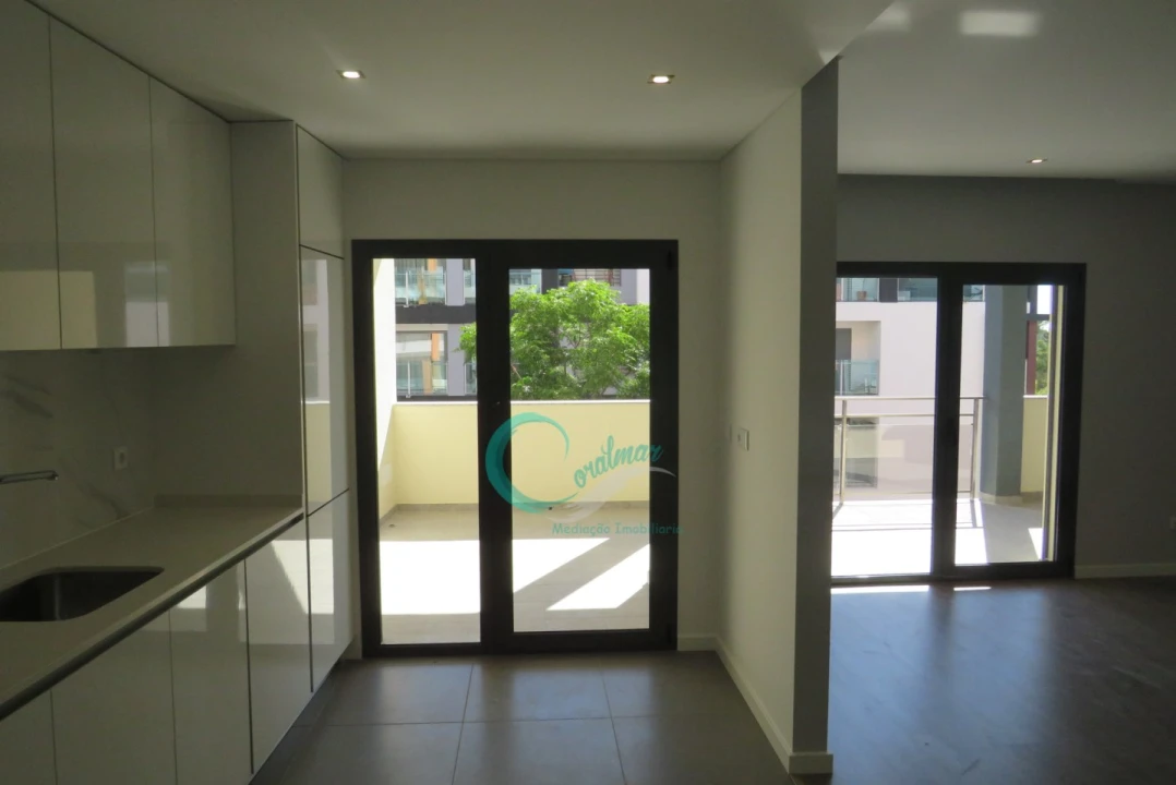 Apartamento T3 para Venda em Corroios Foto 8
