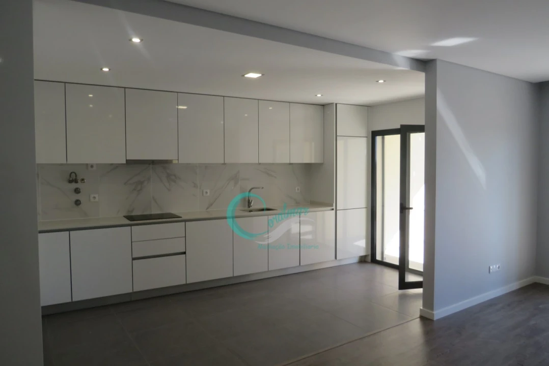 Apartamento T3 para Venda em Corroios Foto 16