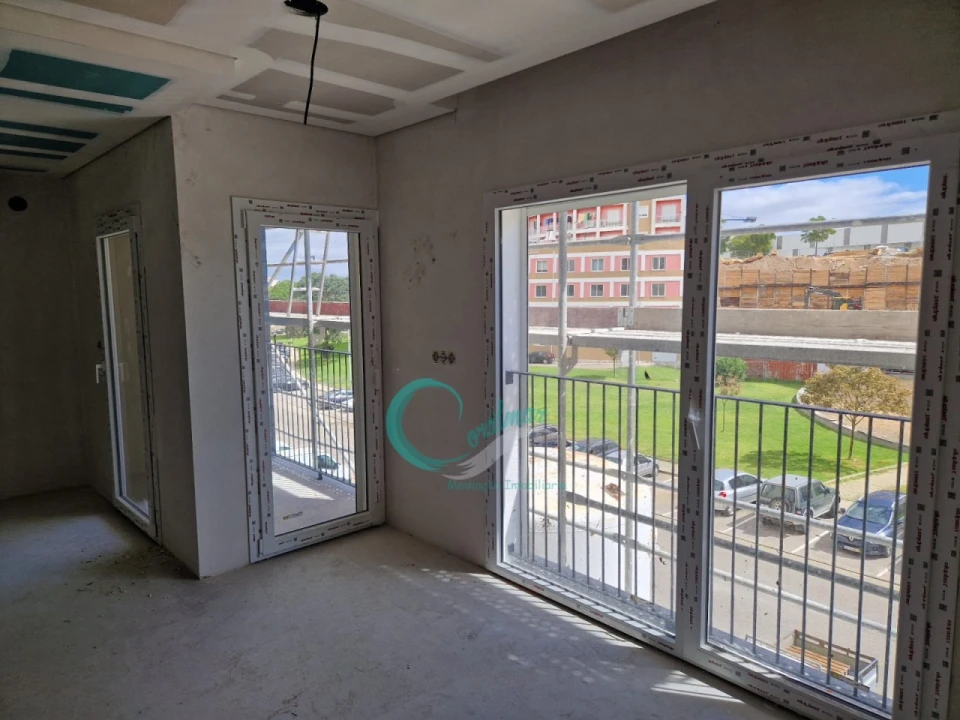 Apartamento T2 para Venda em Corroios Foto 27