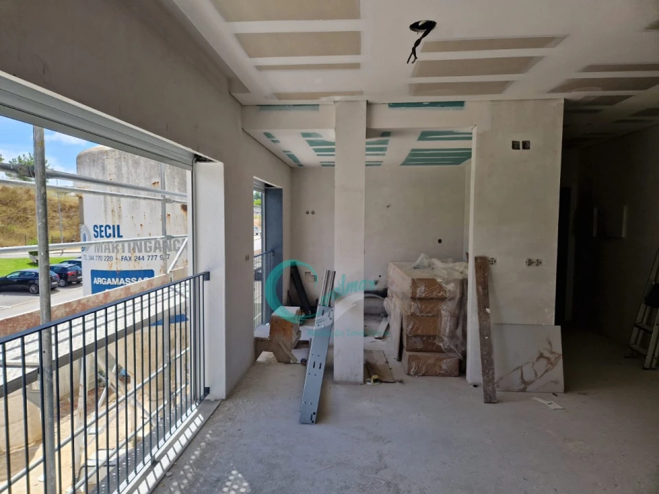 Apartamento T2 para Venda em Corroios Foto 41