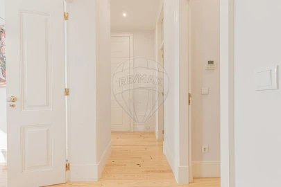 Apartamento T2 para Venda em Santa Maria Maior