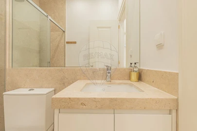 Apartamento T2 para Venda em Santa Maria Maior