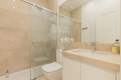 Apartamento T2 para Venda em Santa Maria Maior