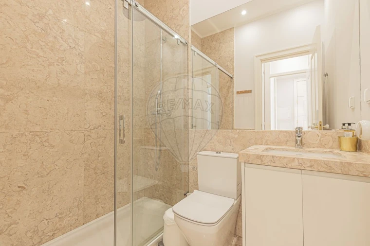 Apartamento T2 para Venda em Santa Maria Maior Foto 12