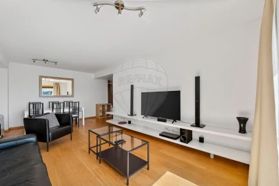 Apartamento T2 para Venda em Parque das Nações