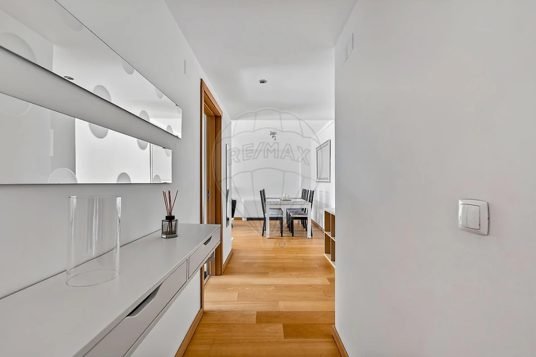 Apartamento T2 para Venda em Parque das Nações Foto 17