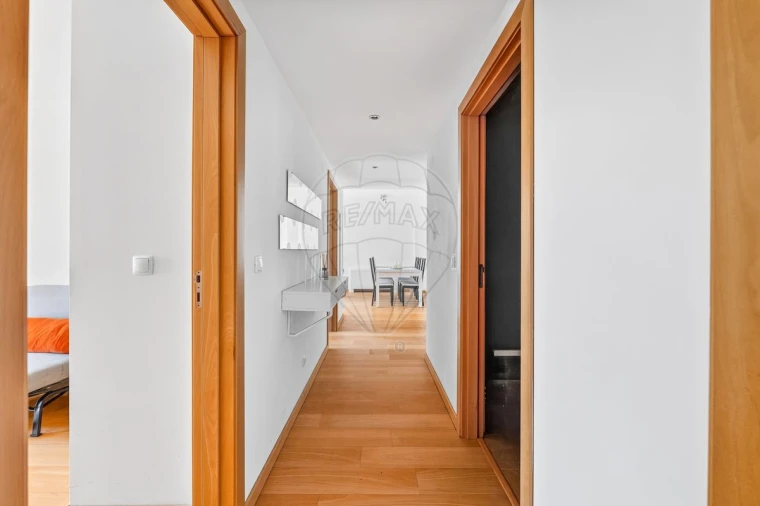 Apartamento T2 para Venda em Parque das Nações Foto 12