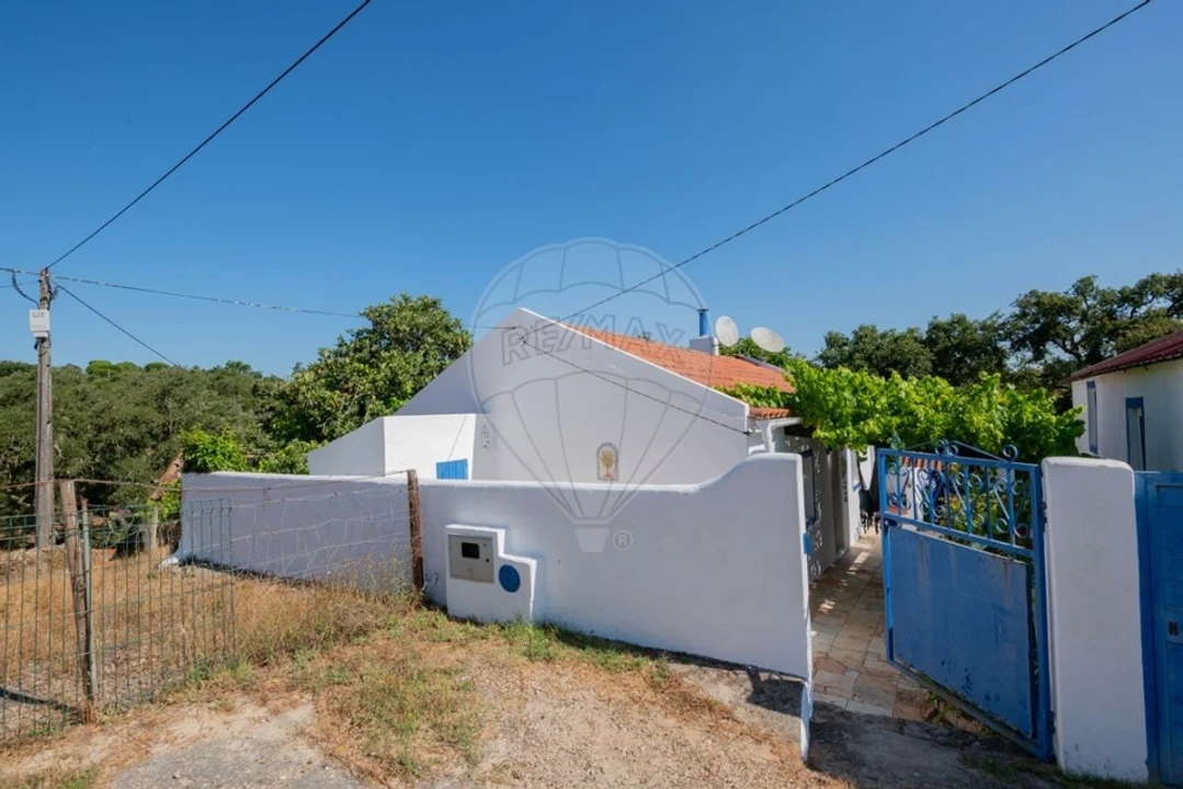 Moradia T2 para Venda em São Luis Foto 14