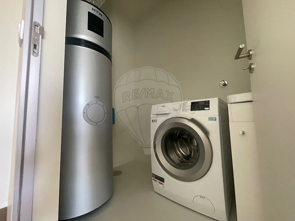 Apartamento T2 para Arrendamento em São João da Madeira Foto 15