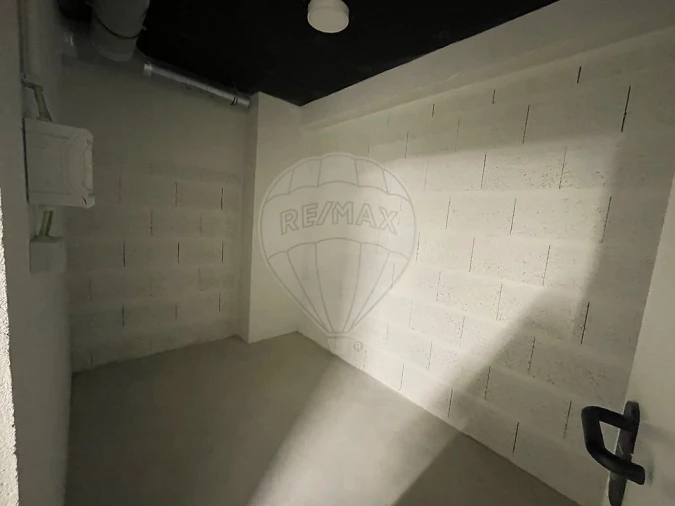 Apartamento T2 para Arrendamento em São João da Madeira Foto 29