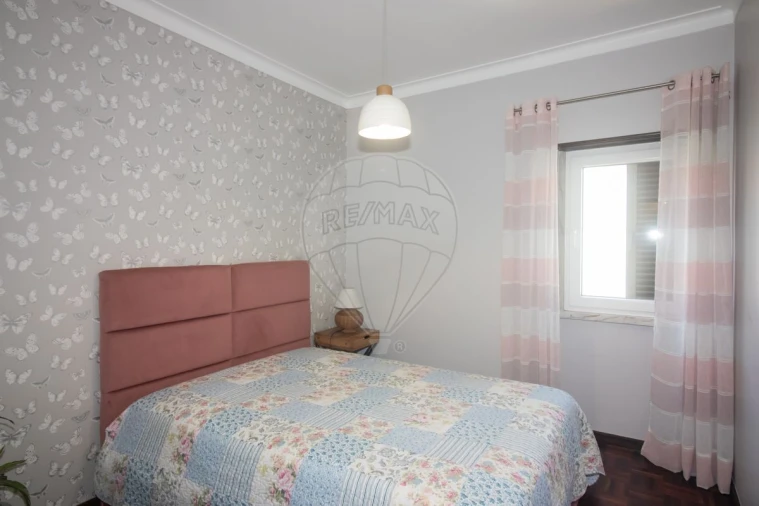 Moradia T3 para Venda em Arruda dos Vinhos Foto 3