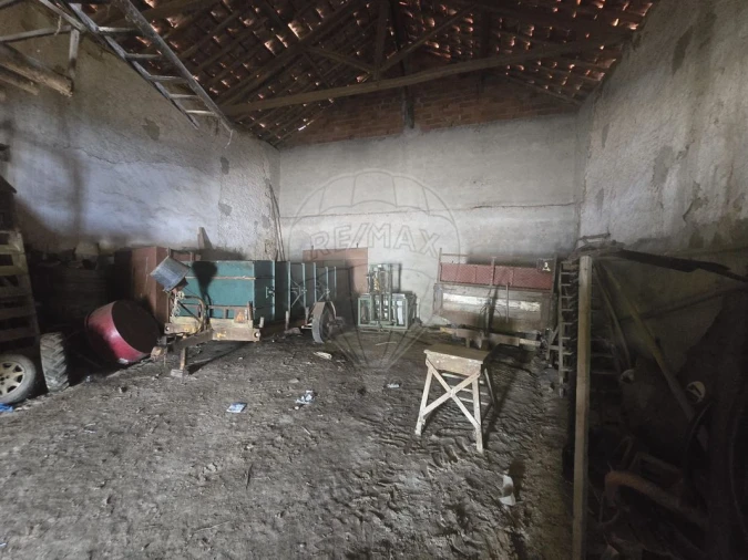 Negócio para Venda em Santo Quintino Foto 5